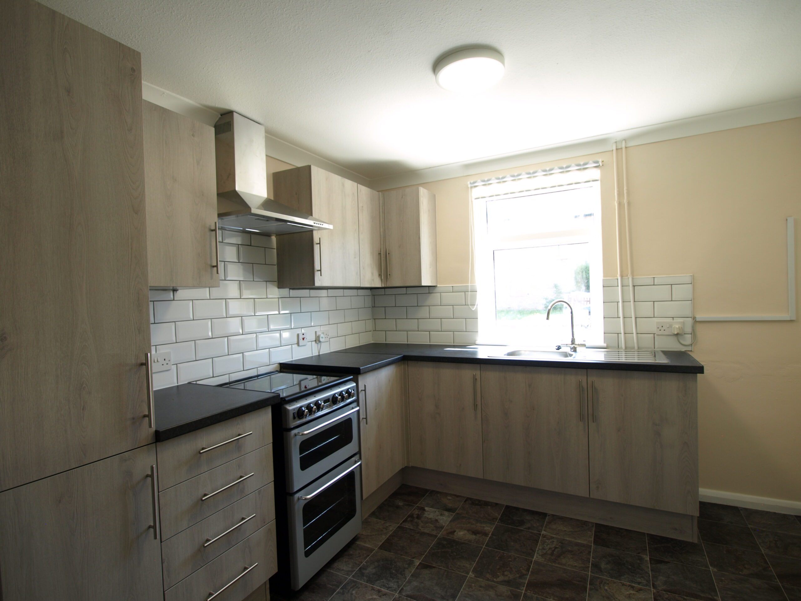 Taswell Road Home Estate