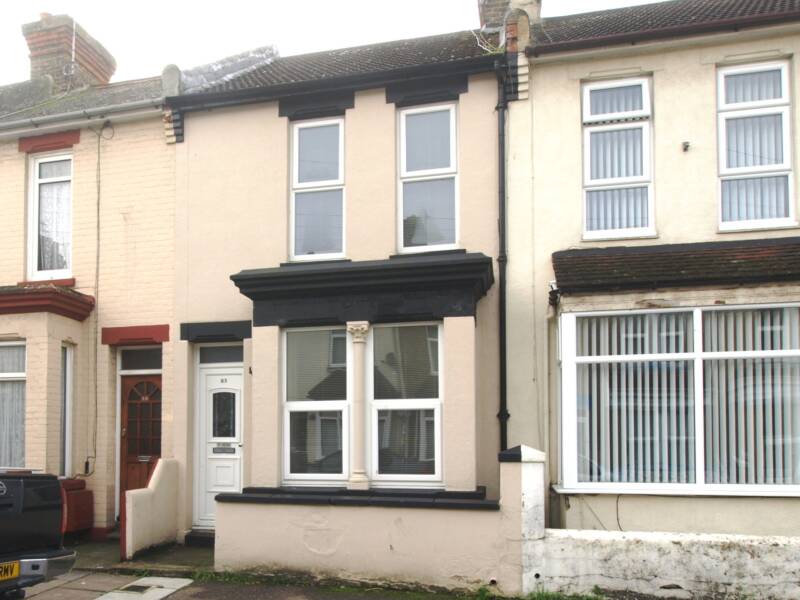 Priestfield Road, ,  ME7 4RE