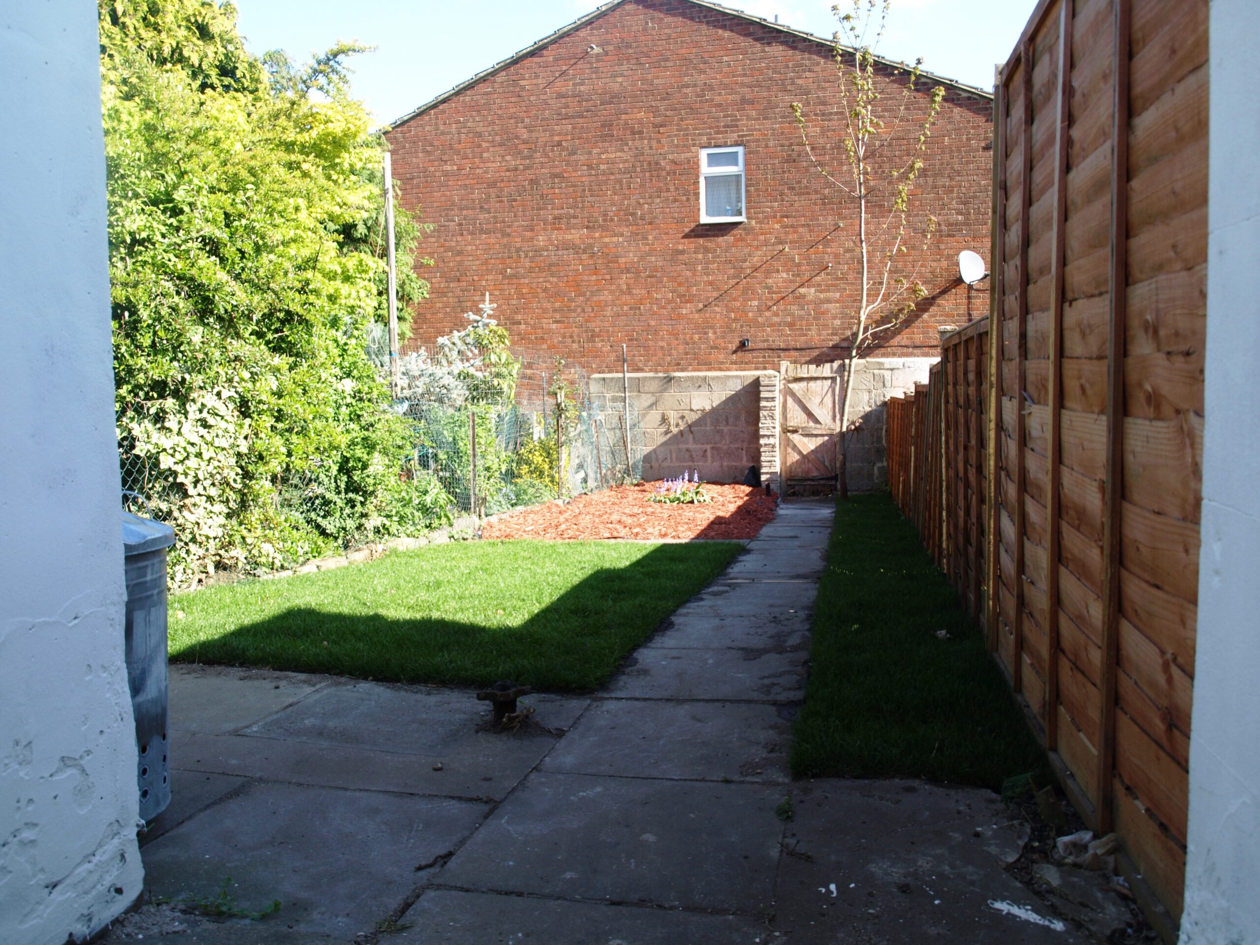 2 Bed Terrace Trafalgar Street Gillingham Home Estate